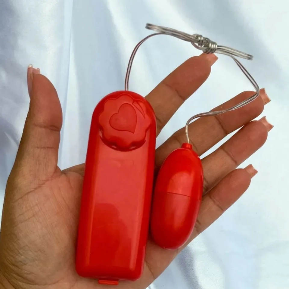 BULLET CÁPSULA VIBRATÓRIA MASSAGEADORA MULTI VELOCIDADES  - 2