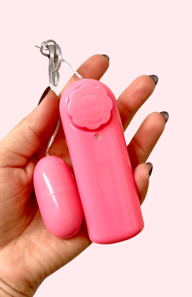 BULLET CÁPSULA VIBRATÓRIA MASSAGEADORA MULTI VELOCIDADES 
