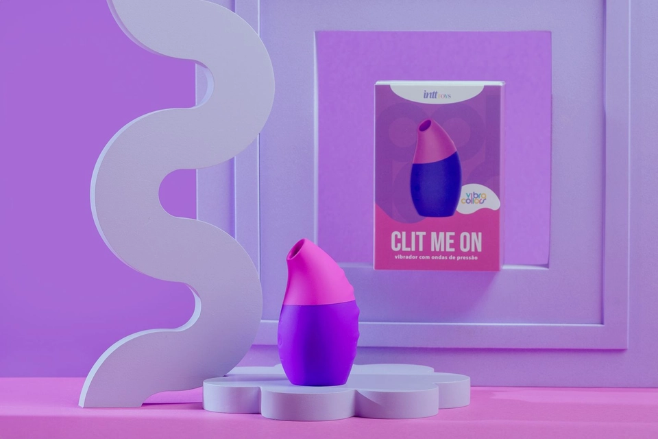 Clit Me on  - 3