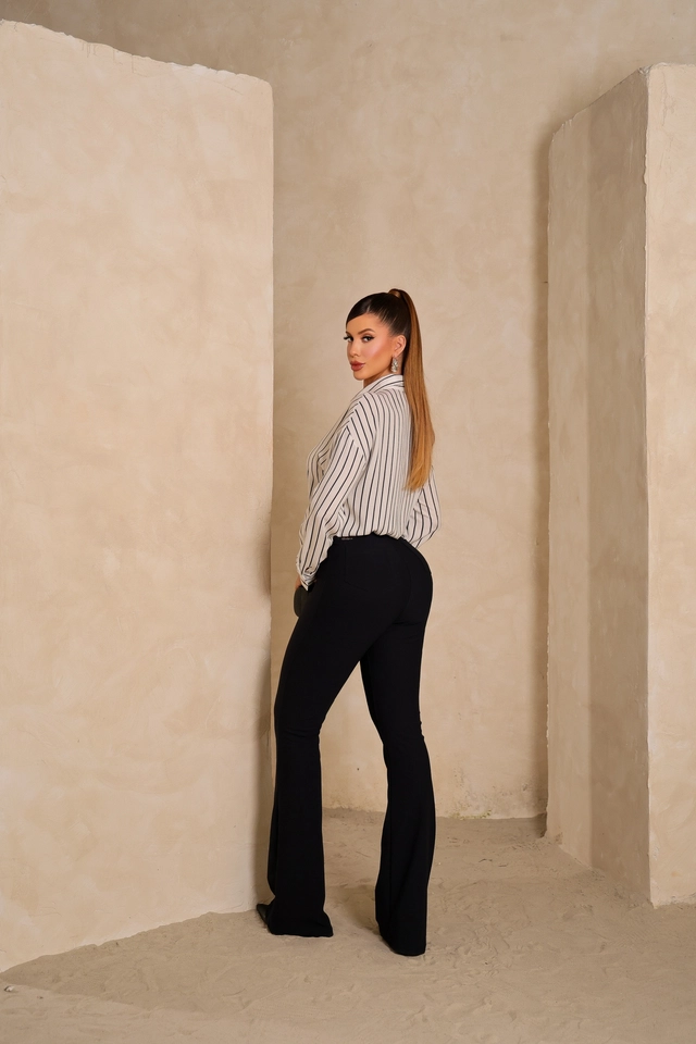 Calça Flare Layse com cinto  - 3