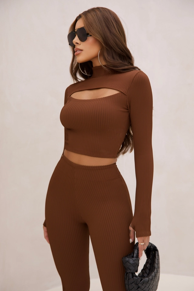 Cropped Junia - 7