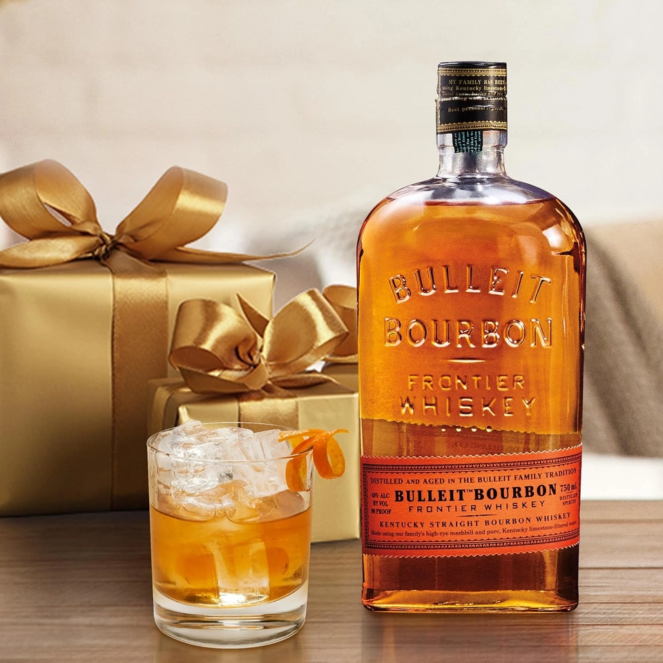 Bulleit Bourbon Whisky 750 ml  - 2