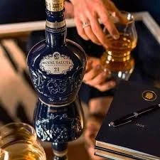 COPÃO ROYAL SALUT RESERVE 21 ANOS 700 ML - 1