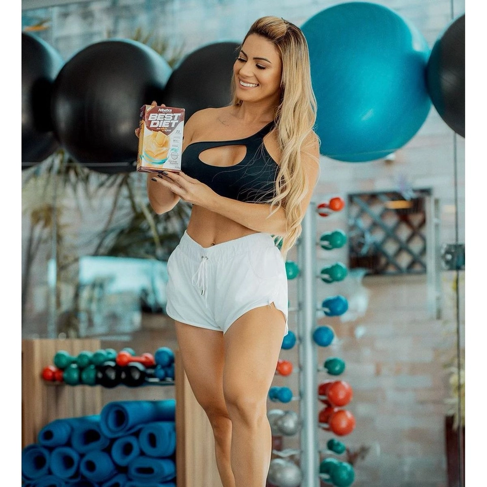 Best Diet Milk Shake Athletica Nutrition  - 8