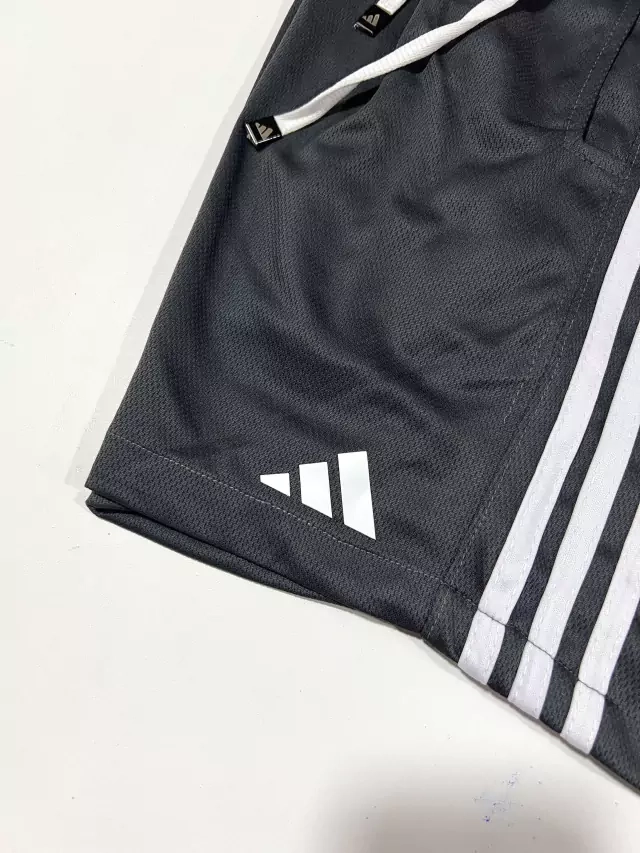 Short Dri-Fit Adidas 3 Listras - Chumbo - imagem 1