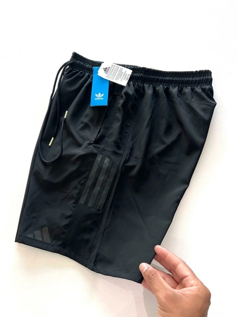 Short Elastano Premium Adidas 3 Listras - ALL BLACK - imagem 2