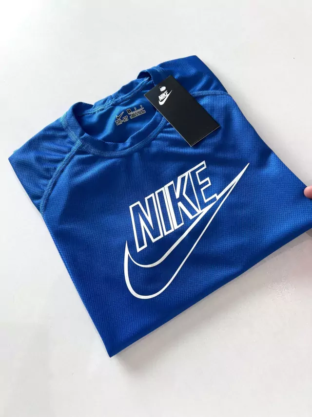 Camiseta Dri-Fit Nike Nome S/G Vazado - Azul Royal - imagem 4