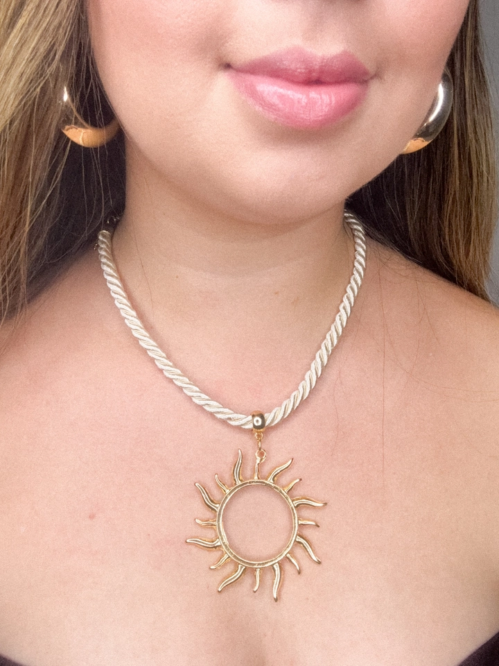 Colar sol - biju  - 1
