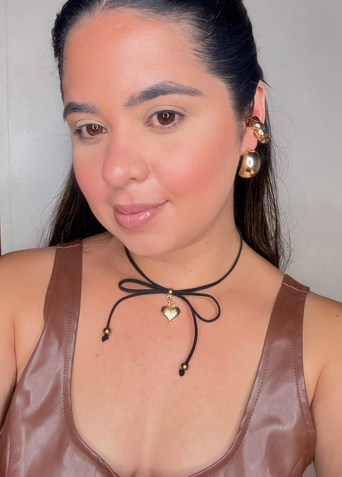 Choker coração e laço 