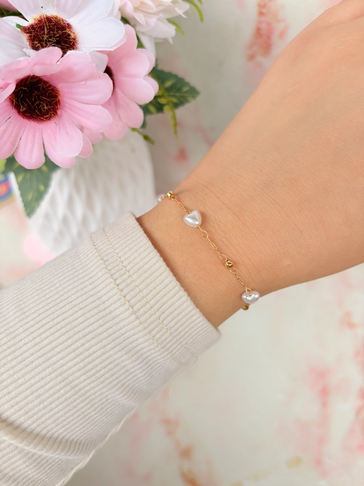 Pulseira pérolas com coração  - 1