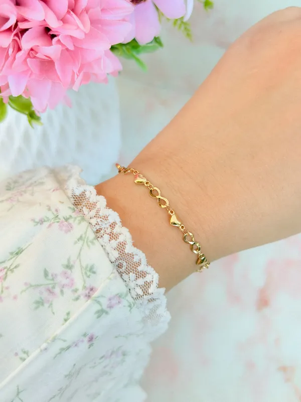 Pulseira corações e infinito 