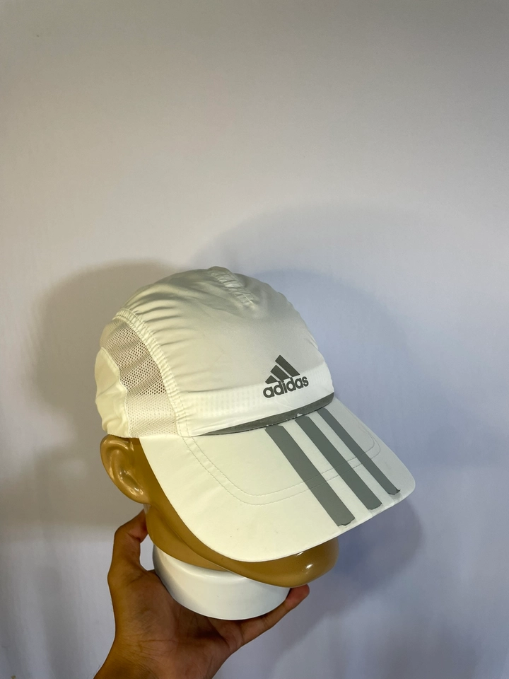 Bóne Adidas Climacool 2008