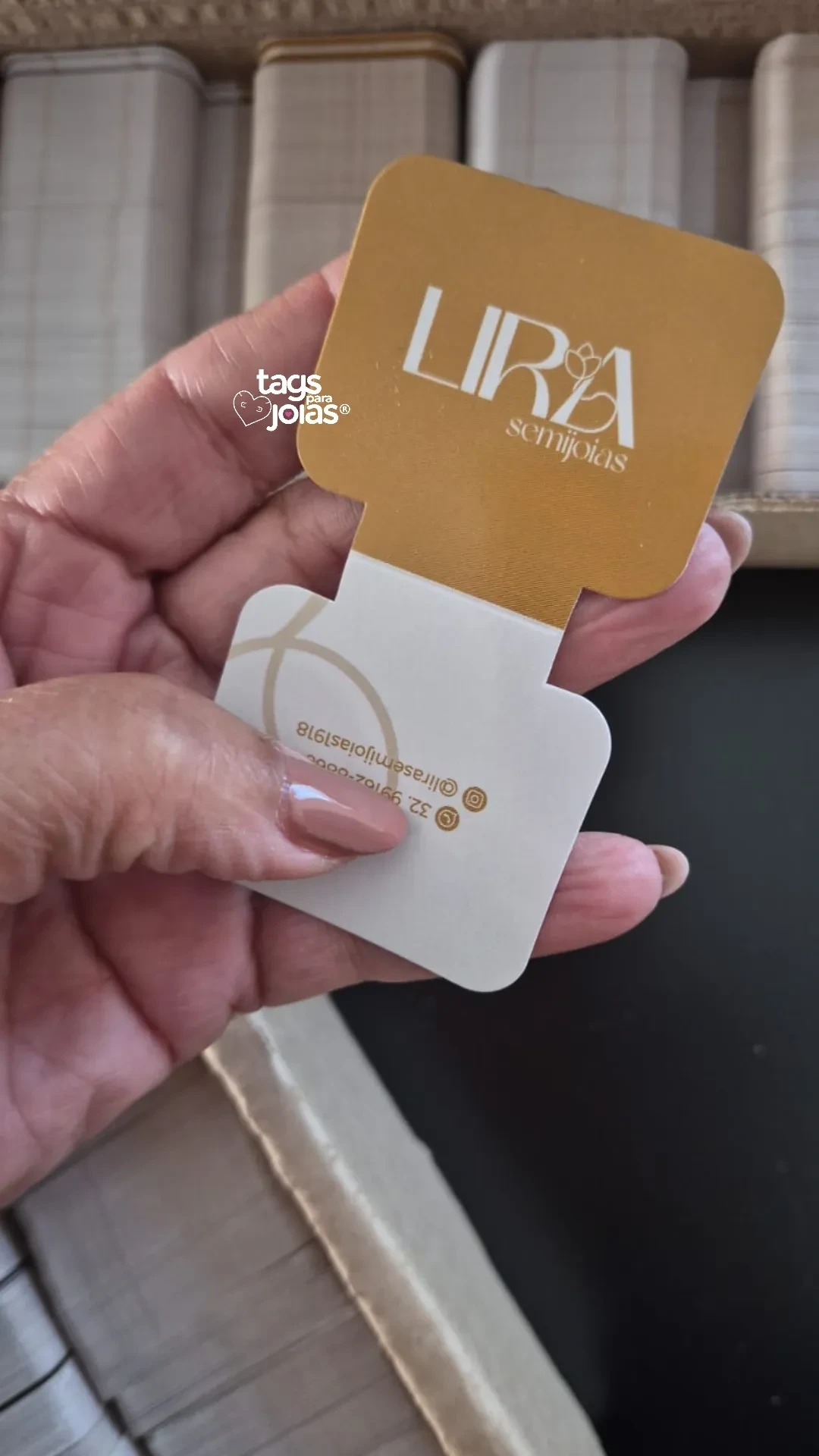 Tag Cinturada para Colar e Pulseira com vinco (dobra) - 8,8cm x 4,8cm - 3