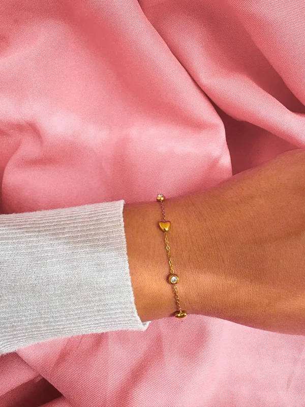Pulseira corações e zircônias 