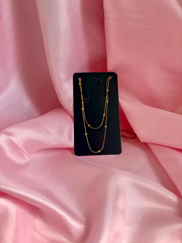 Colar duplo bolinhas dourado 