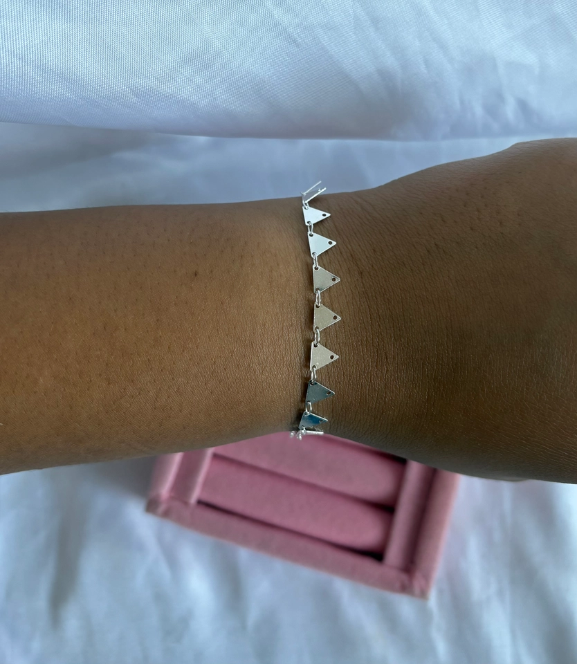 Pulseira triângulos 
