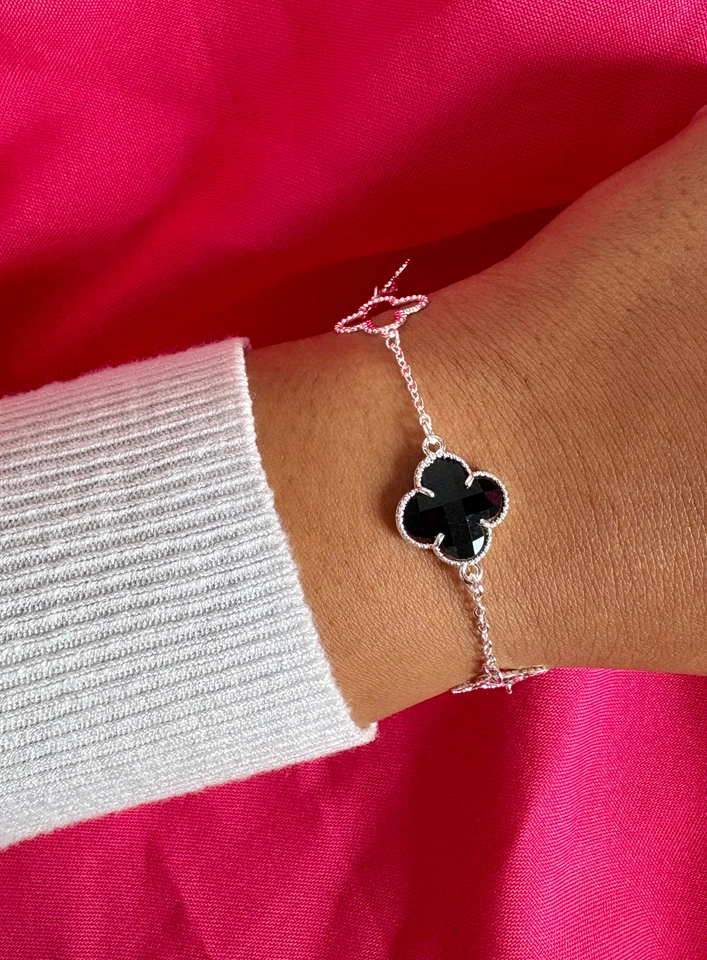 Pulseira trevo preto 