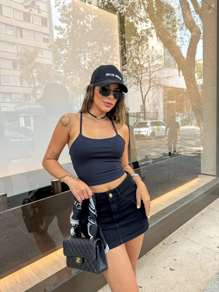 Cropped Lindy