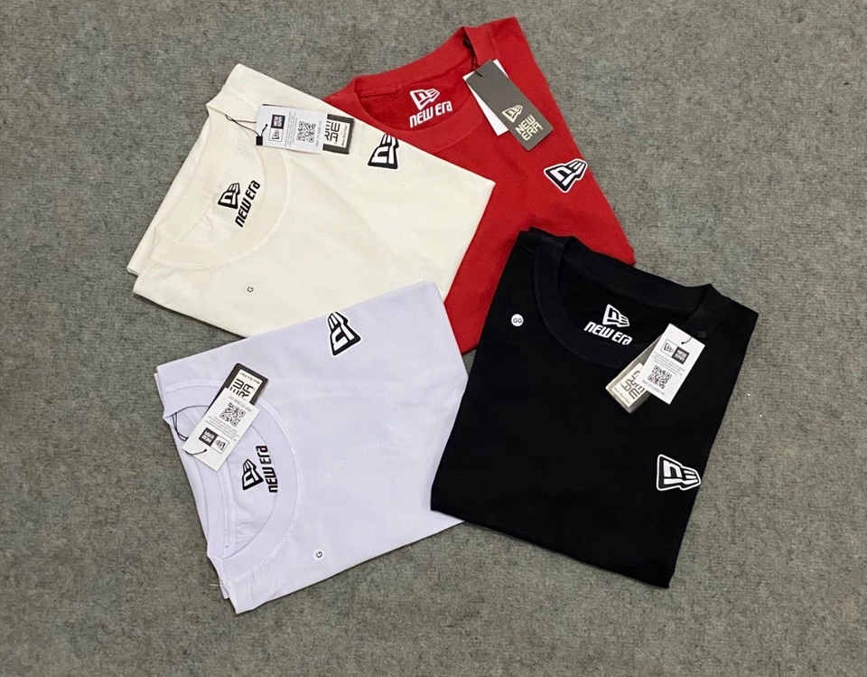 Camiseta New era minimalista