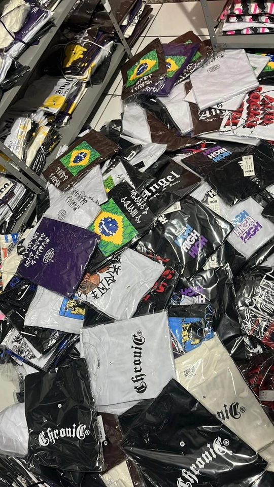 KIT 10 CAMISETAS ESTAMPAS SORTIDAS - 1