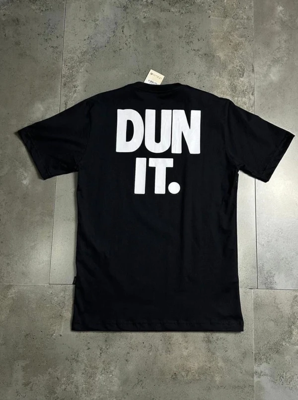 Camiseta nike dun it  x corteiz