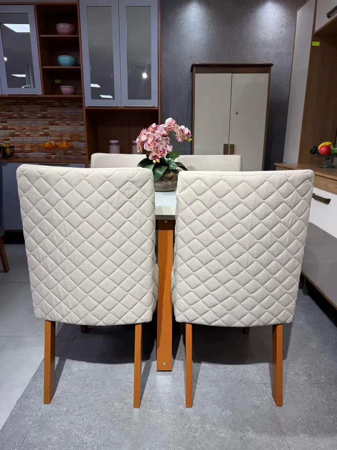 CONJUNTO MESA LUCCA 1.20 + 4 CADEIRAS INFINITY - 2