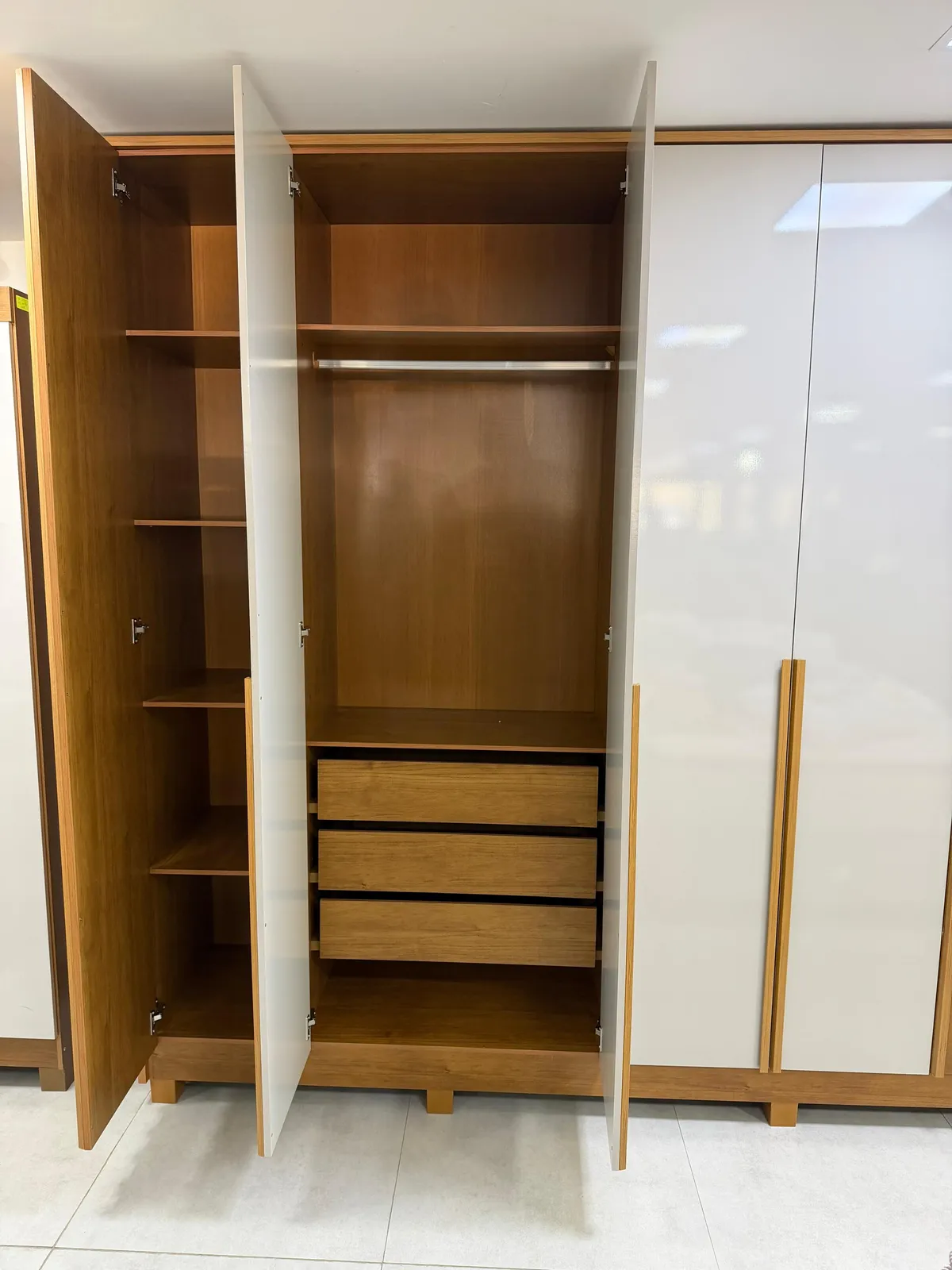 ROUPEIRO SAFIRA BIANCHI 100% MDF - 3