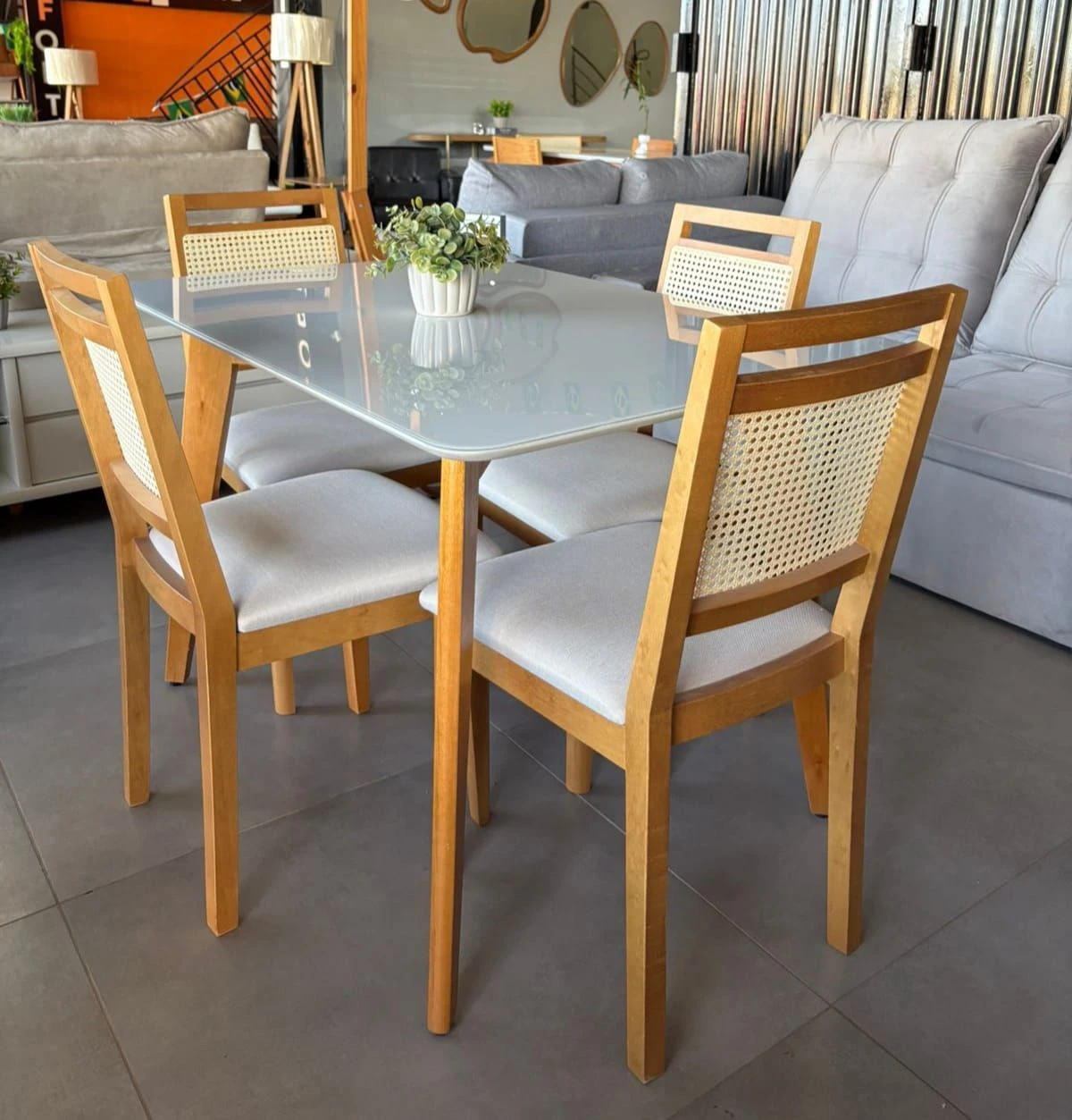 MESA ANNE  120 x 80 BASE EM MADEIRA C/ 4 CADEIRAS FENIX - 1