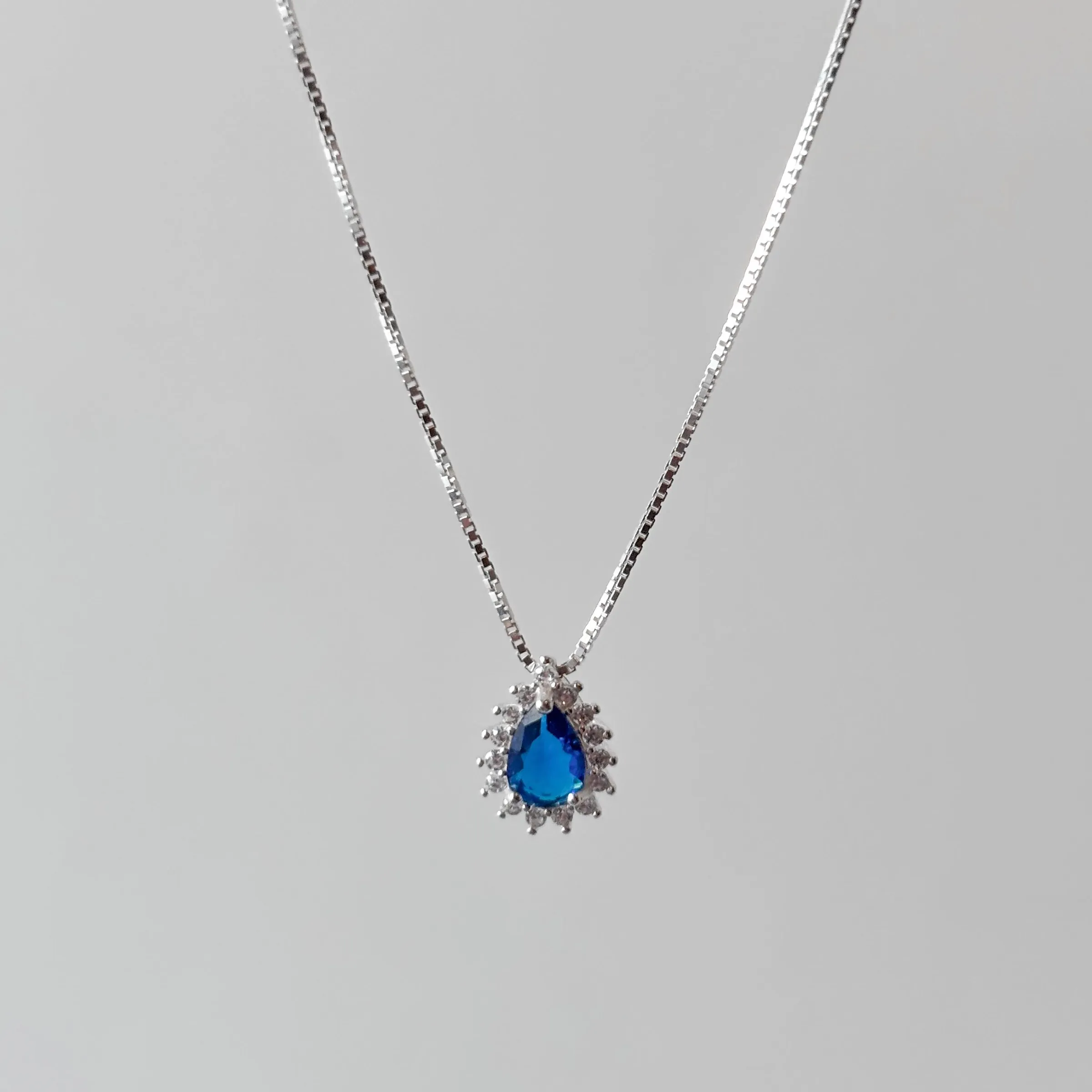 Colar Gota Cravejada - azul - 2