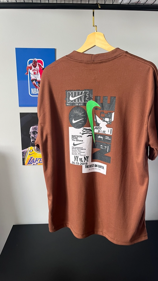 CAMISETA OVERSIZED NK MARROM - 1