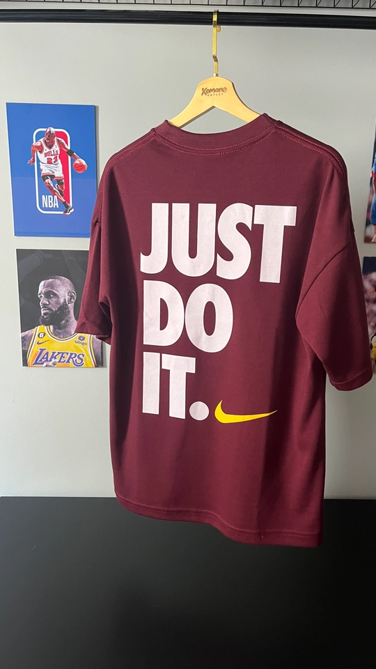 CAMISETA JUST DO IT VINHO