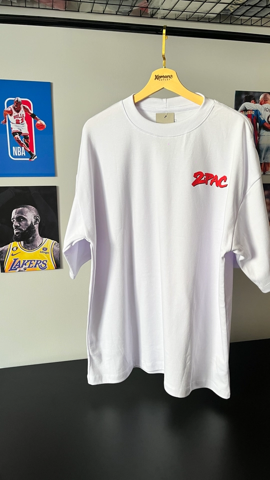 CAMISETA OVERSIZED 2PAC BRANCA - 2