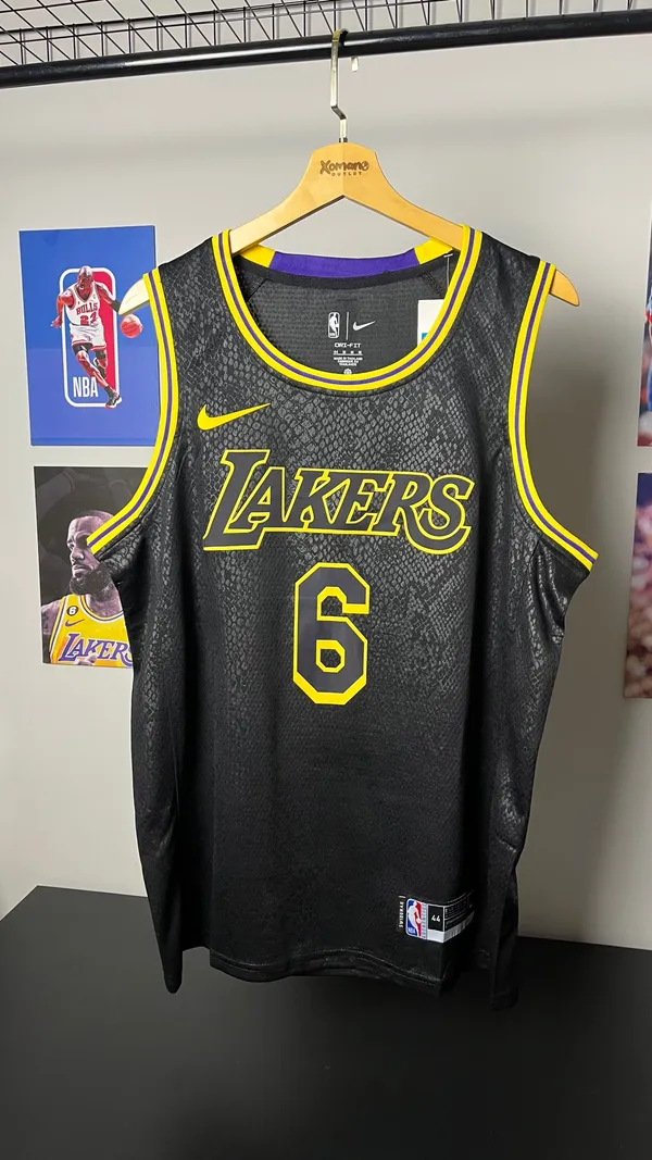 LAKERS MAMBA EDITION - JAMES 6