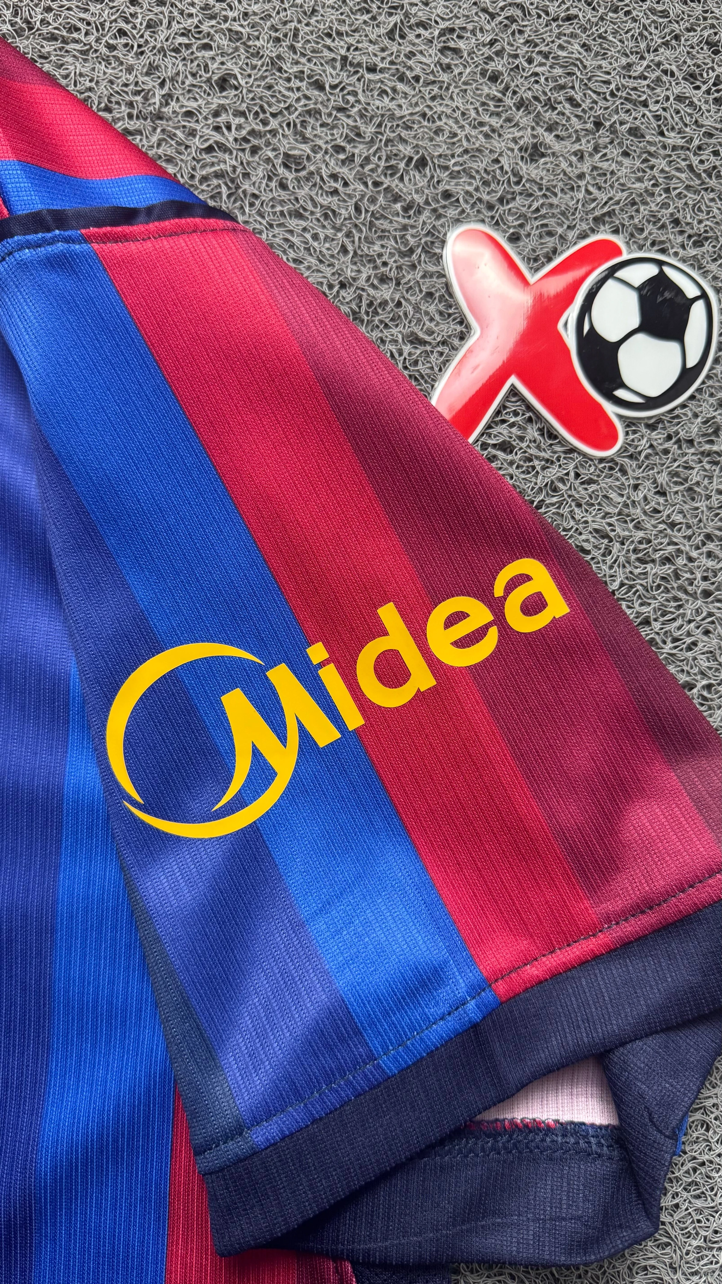 BARCELONA TITULAR 26/27 TORCEDOR - 4