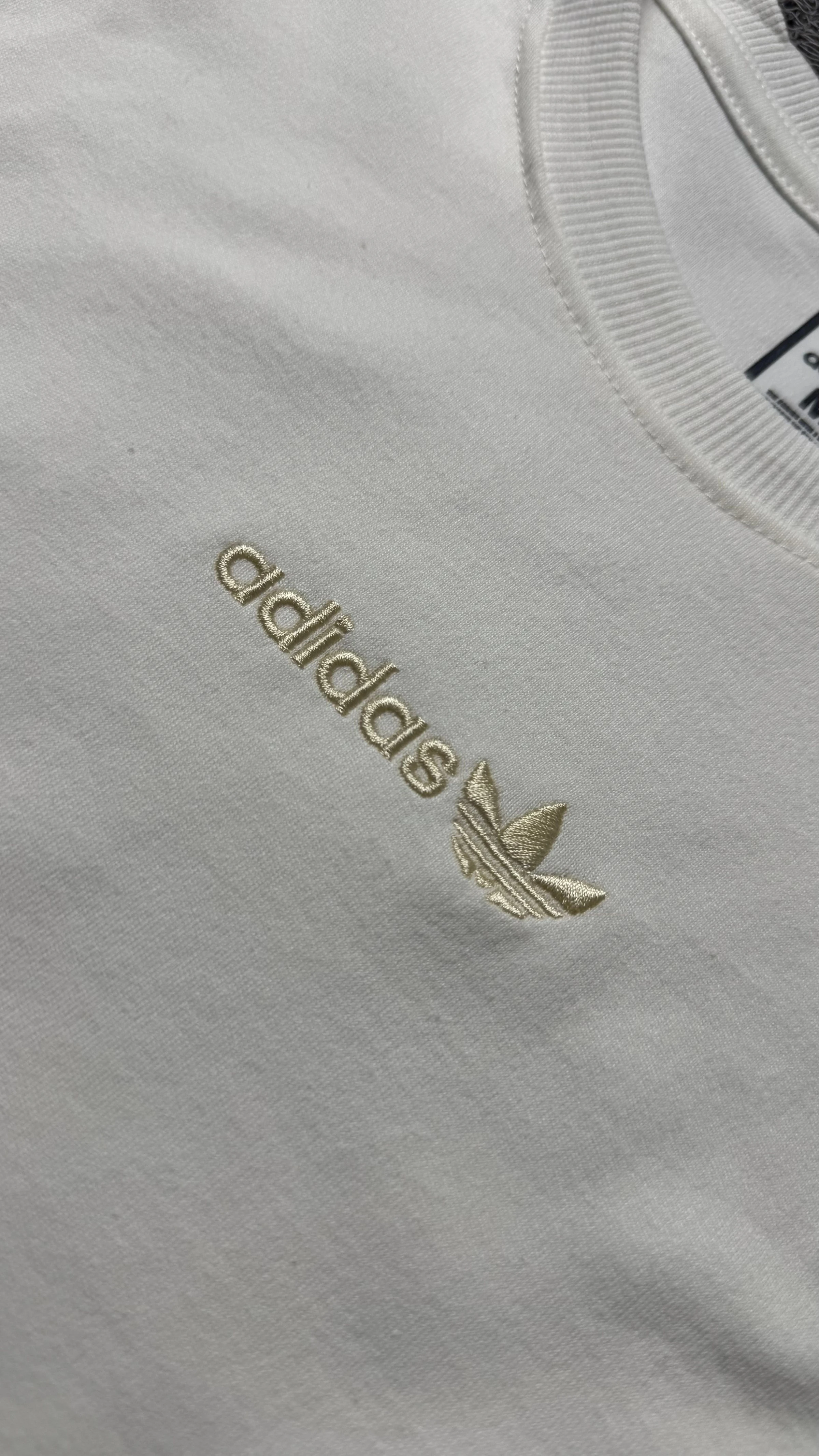 CAMISETA OVERSIZED AD BORDADO OFF WHITE - 2