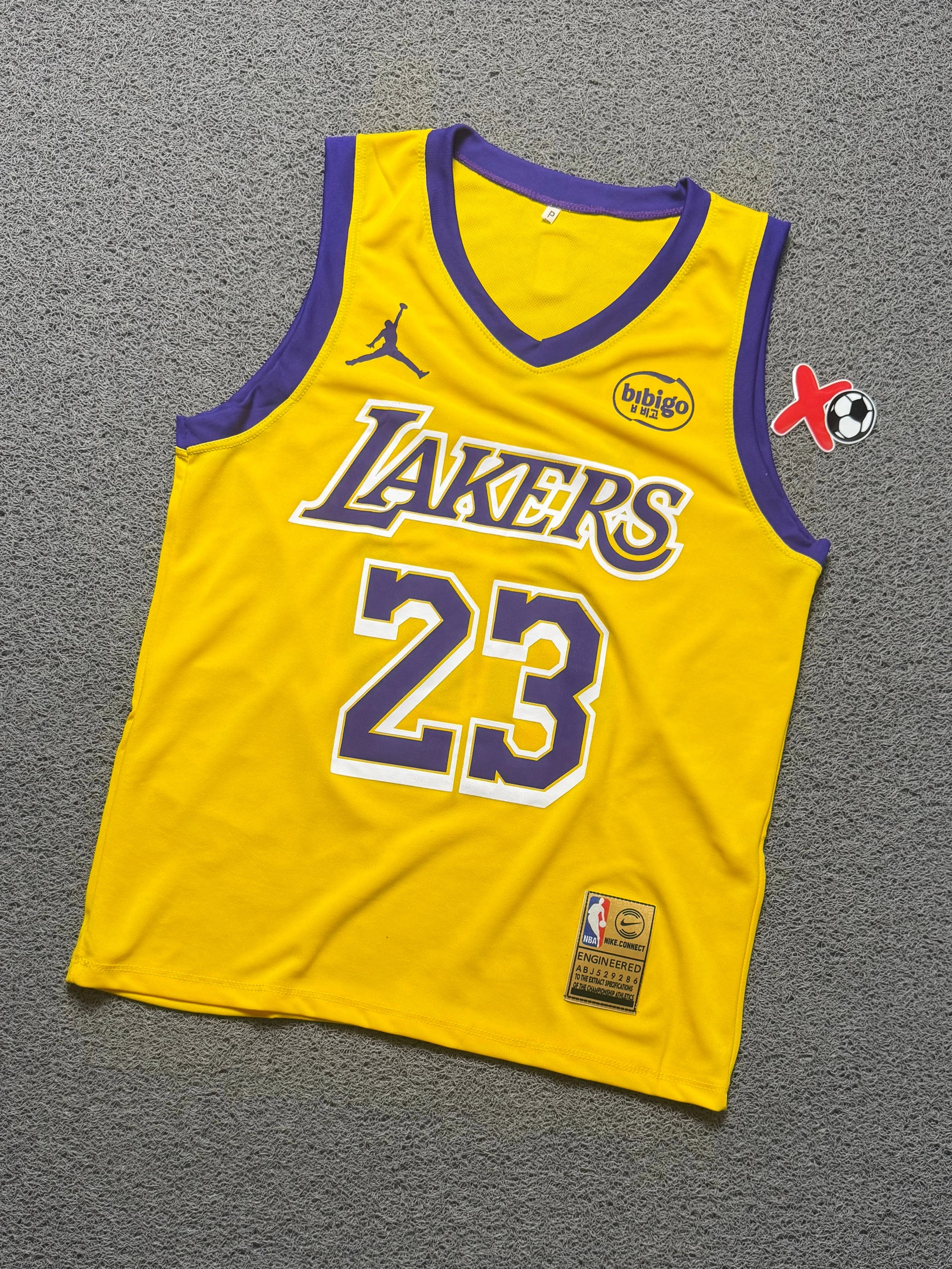 LA LAKERS AMARELA - 1