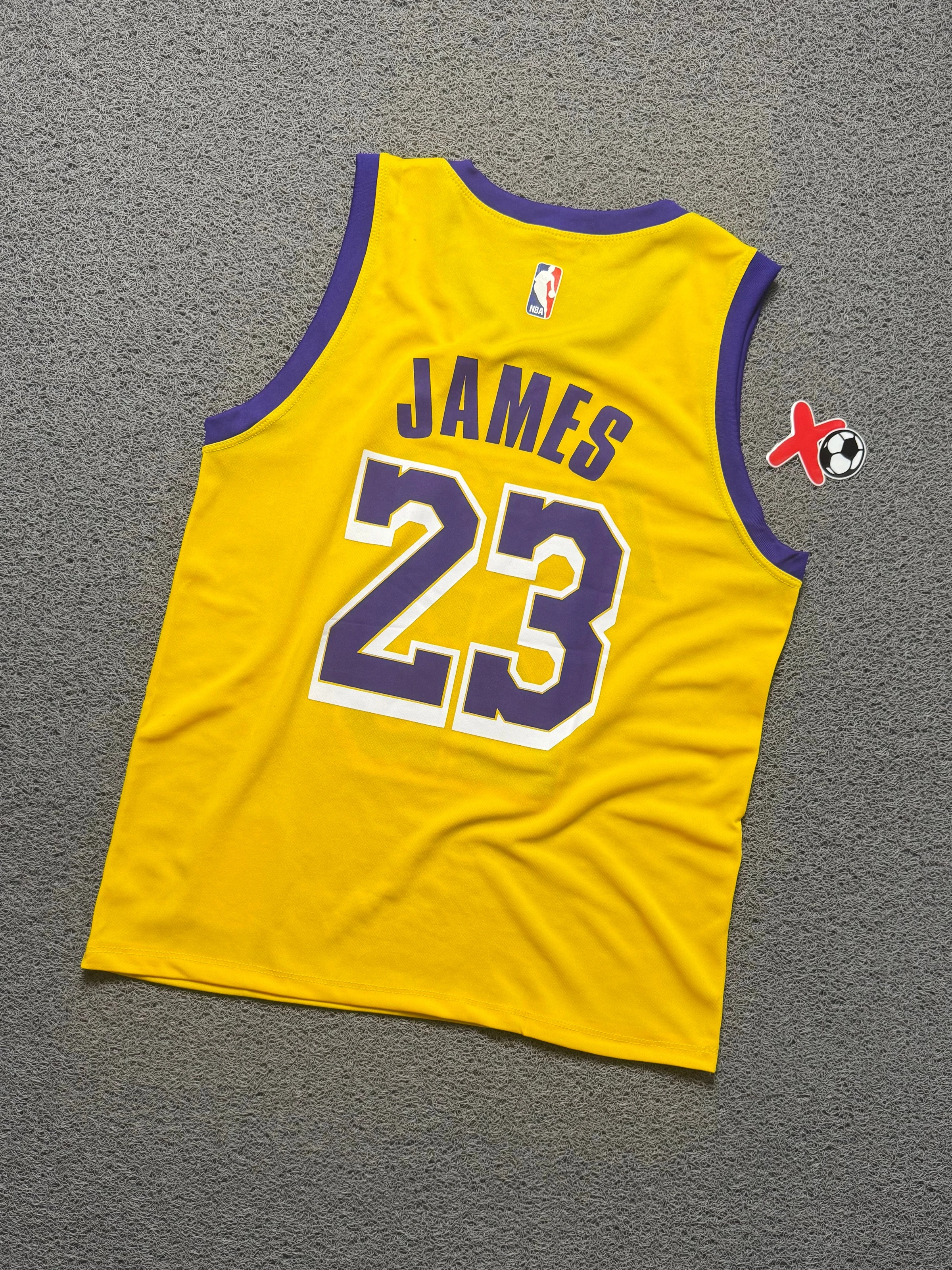 LA LAKERS AMARELA - 3