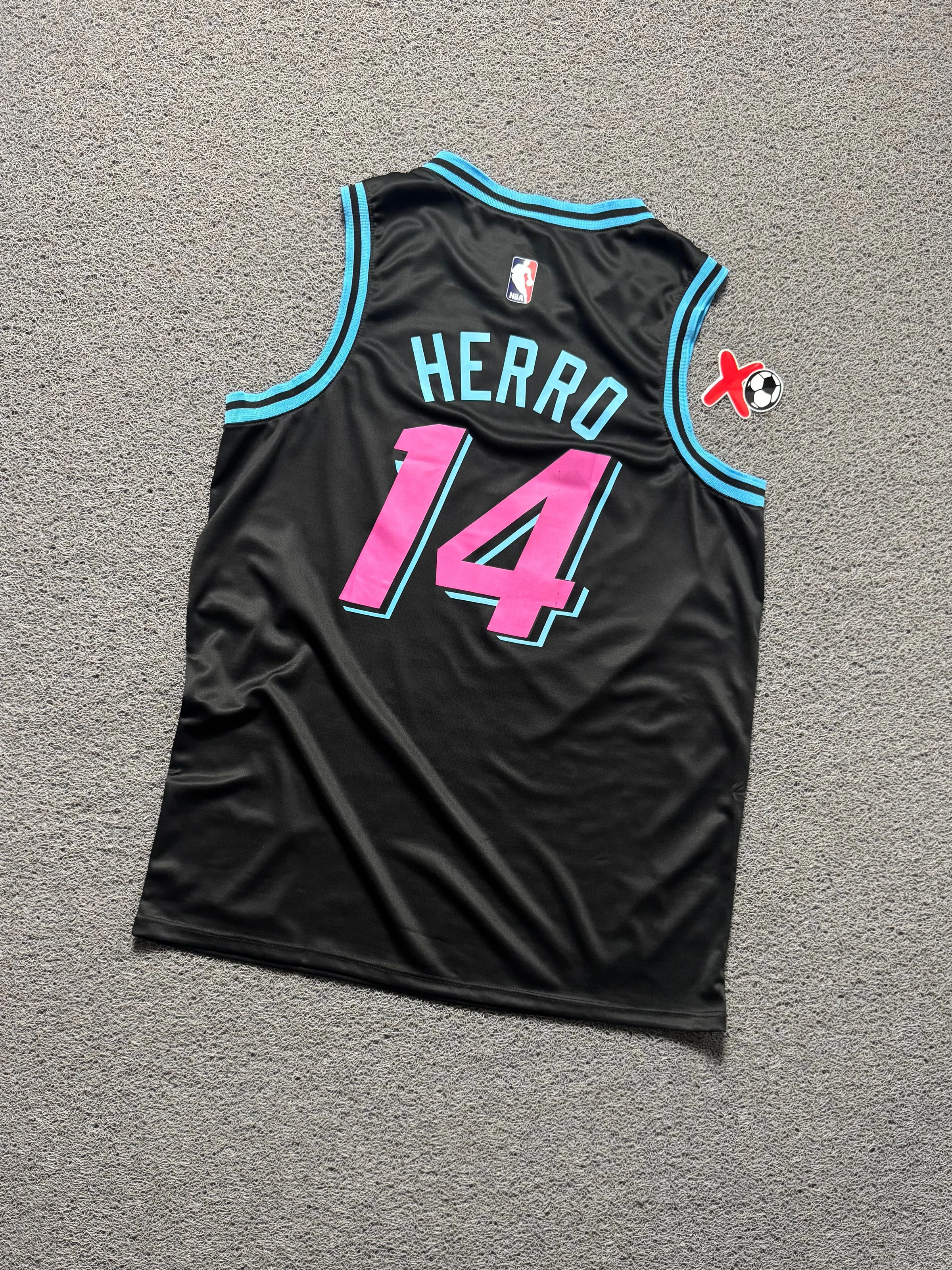 MIAMI HEAT PRETA - 3