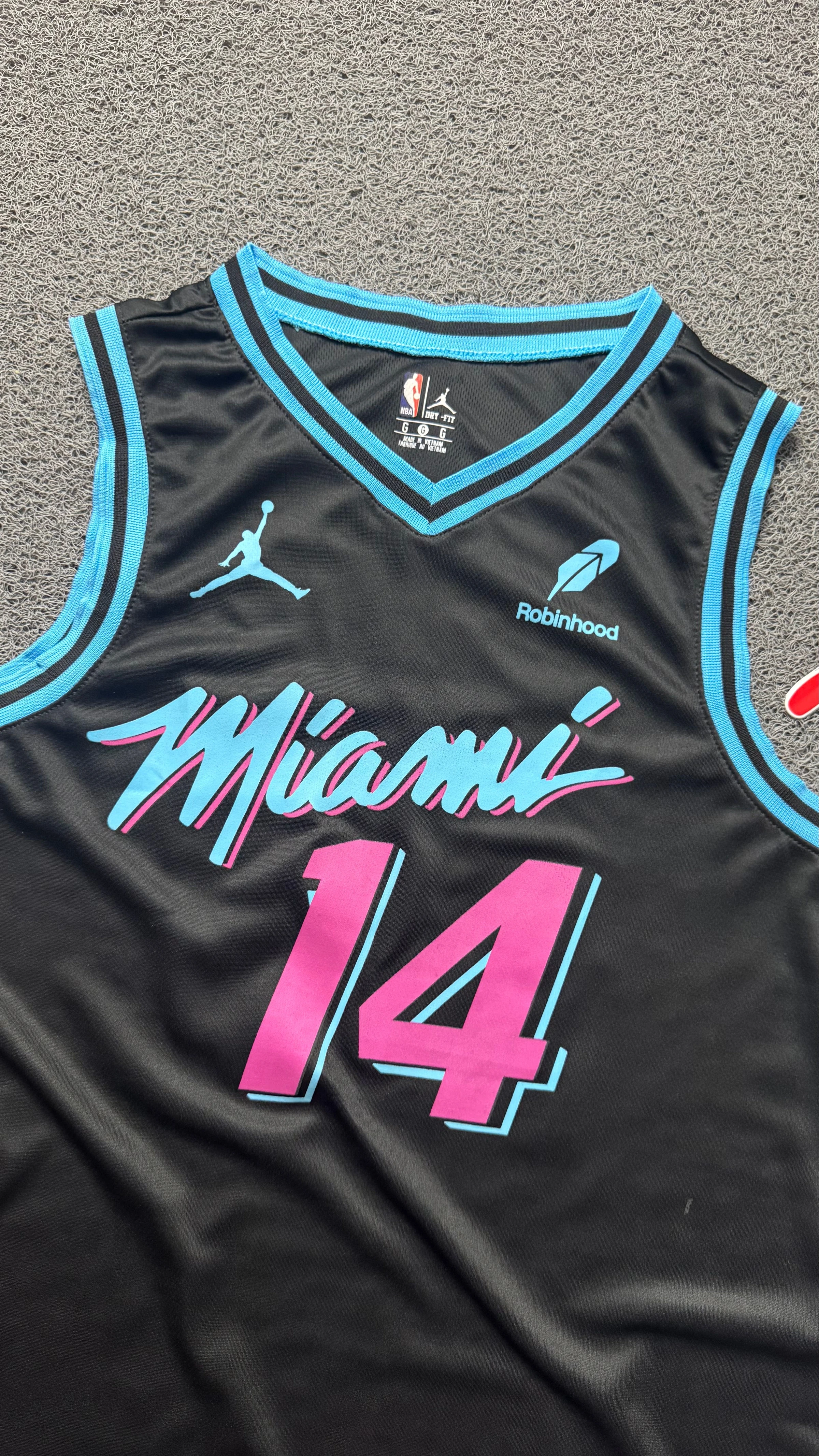 MIAMI HEAT PRETA - 2