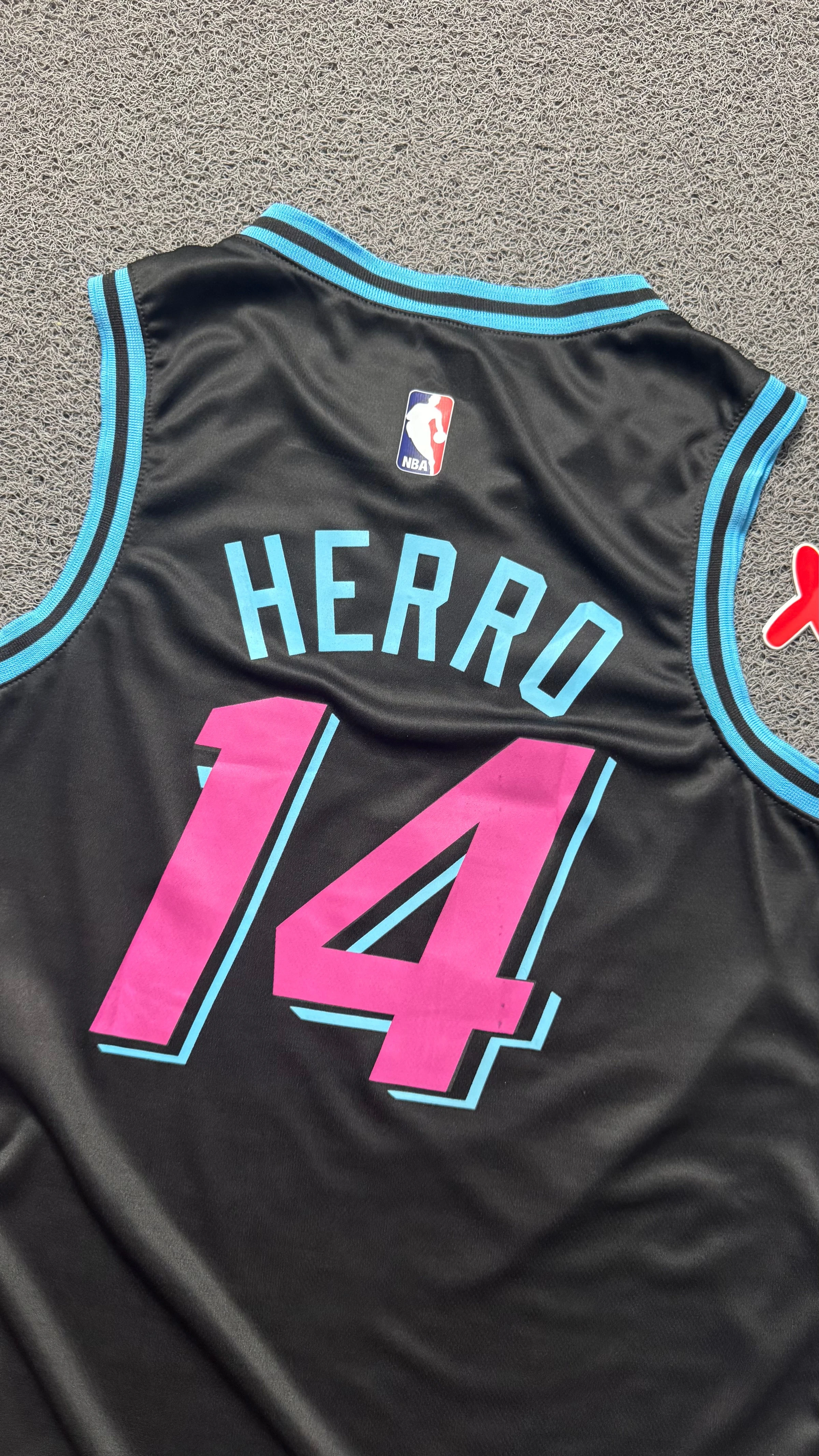 MIAMI HEAT PRETA - 4
