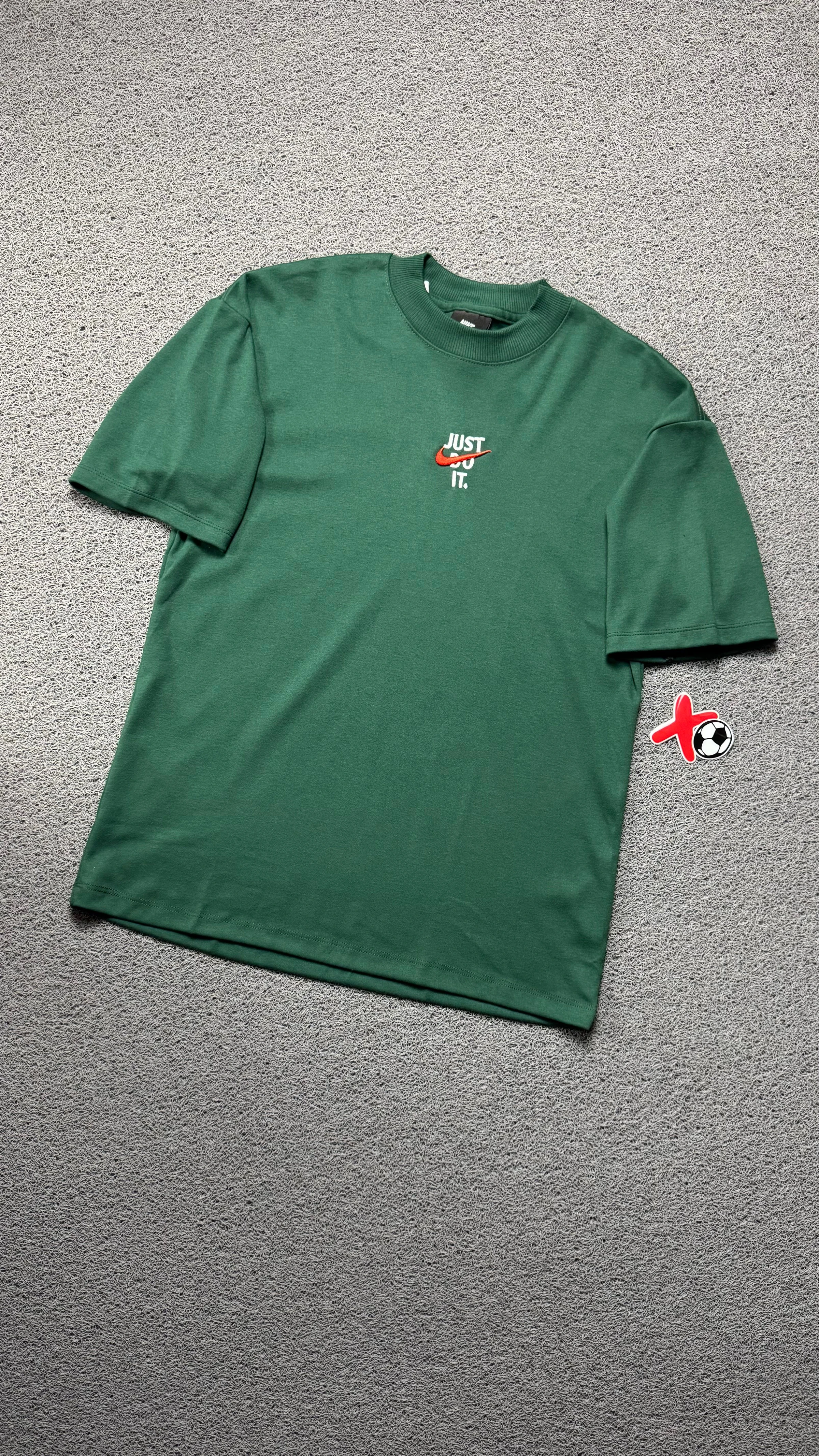 CAMISETA OVERSIZED NK BORDADA VERDE - 1