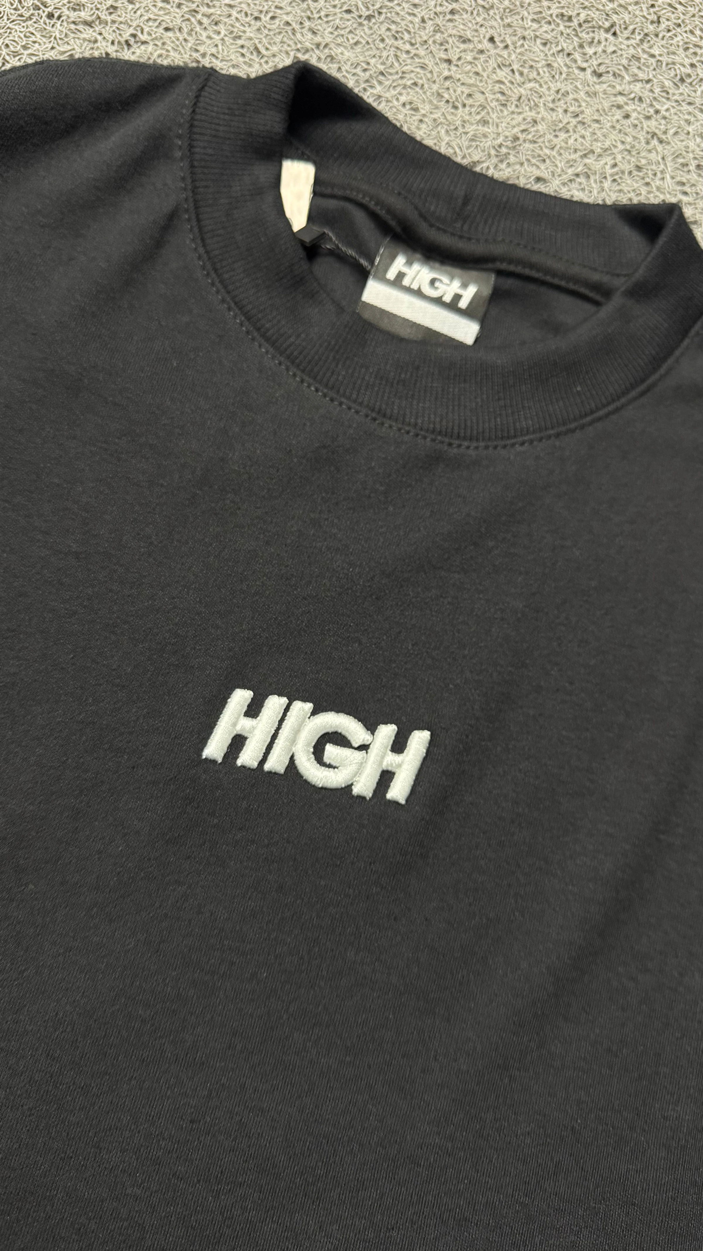 CAMISETA OVERSIZED HGH PRETA - 2
