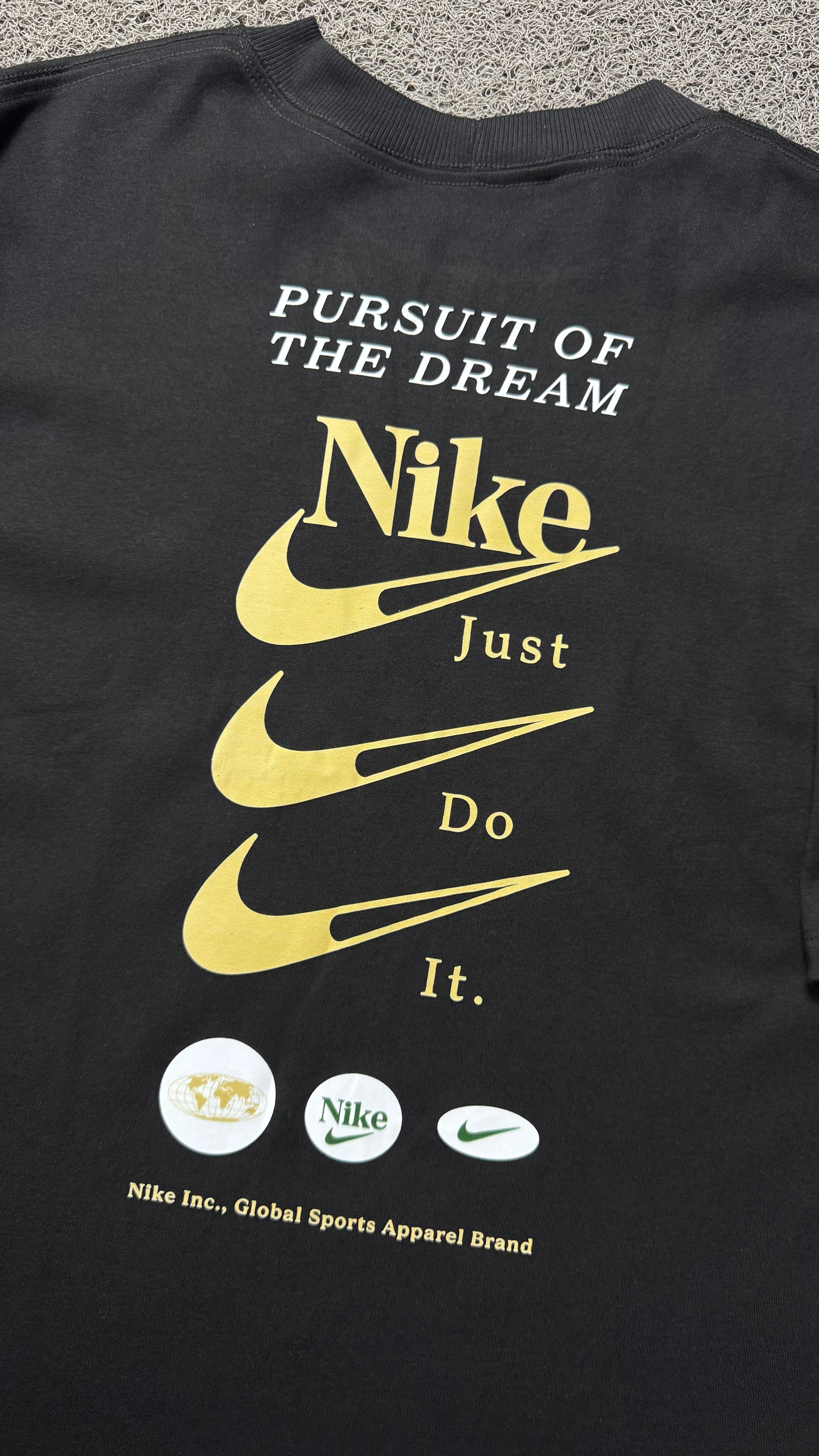 CAMISETA OVERSIZED NK DREAM PRETA - 2
