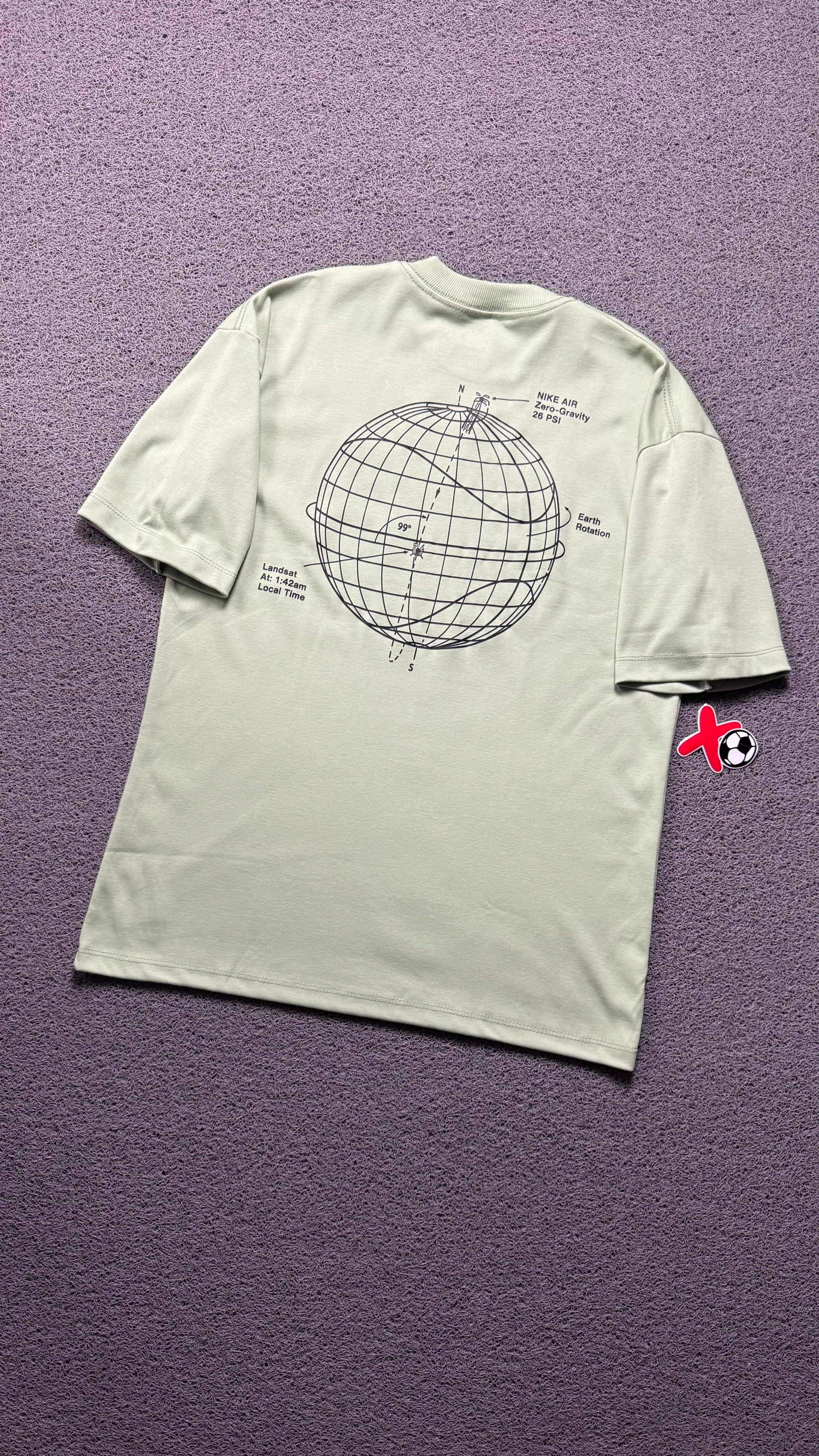 CAMISETA OVERSIZED NK WORLD VERDE - 1