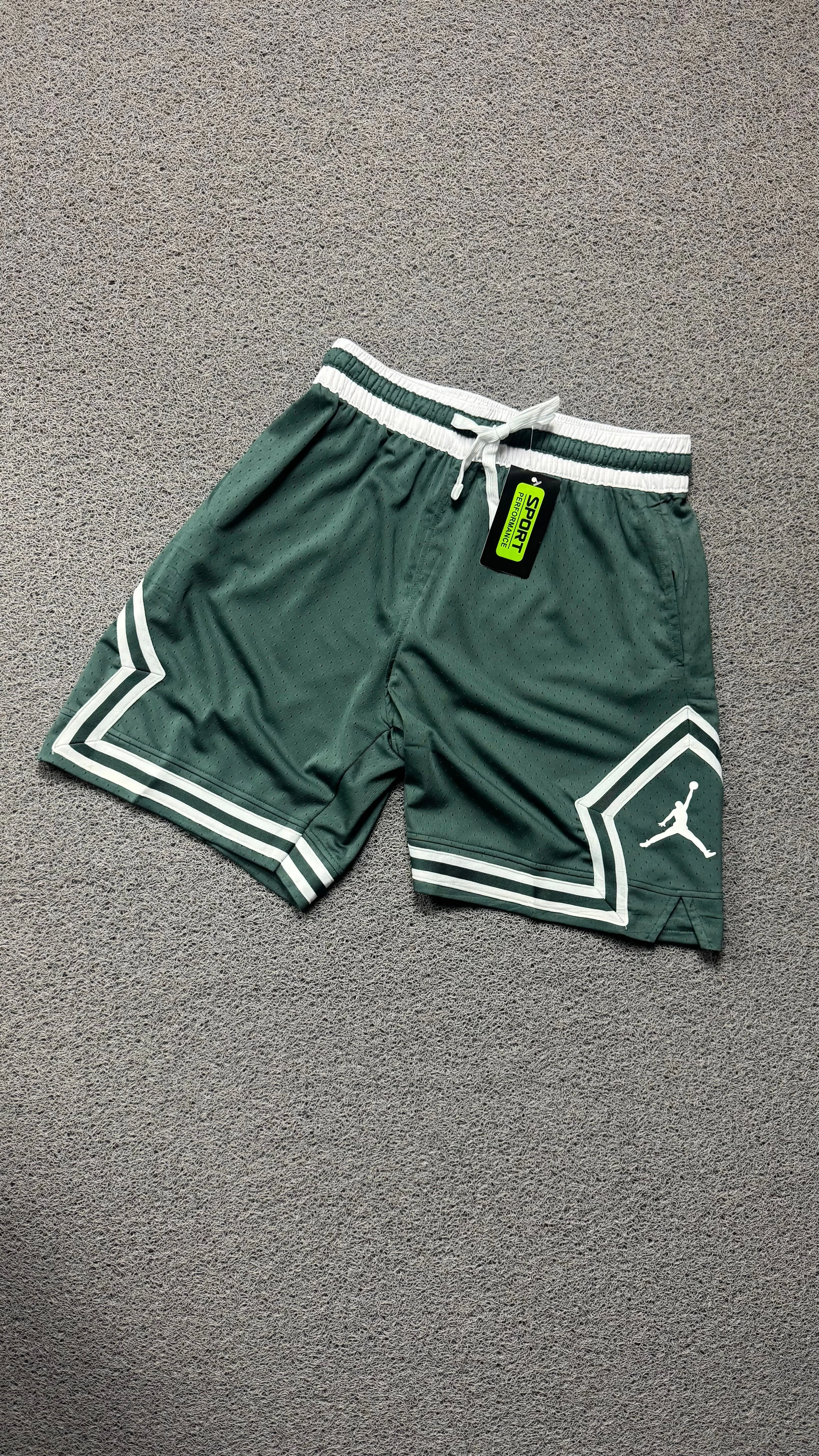 SHORTS NBA JORDAN VERDE - 1