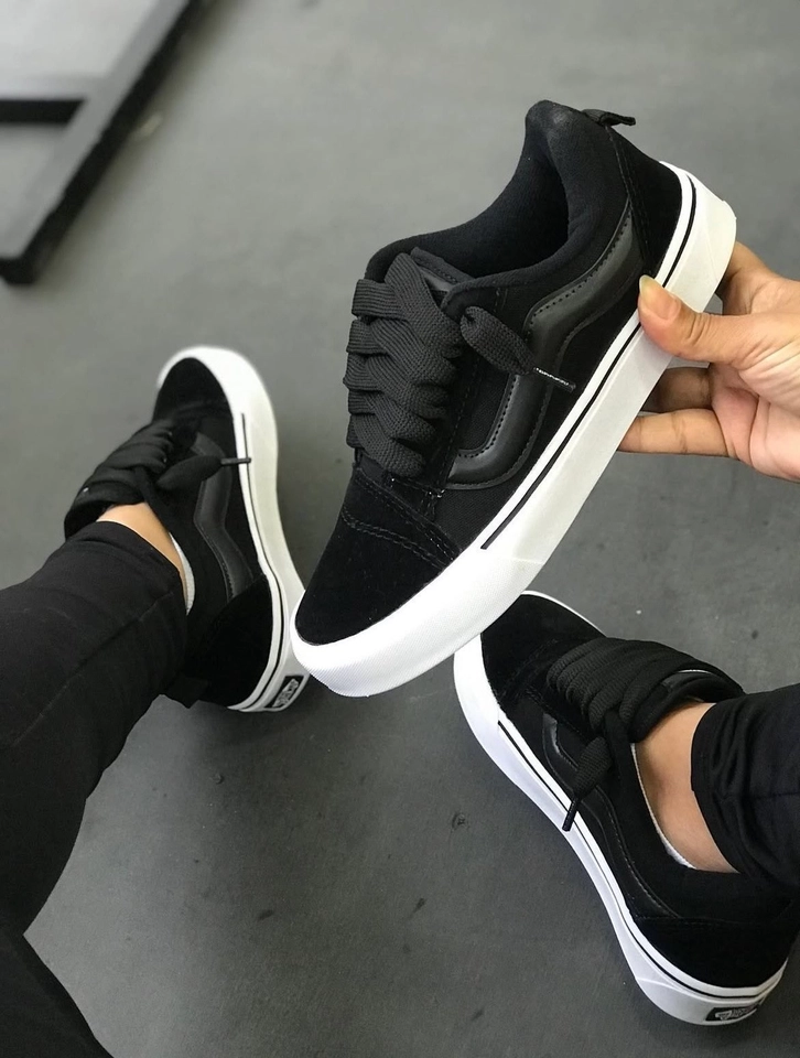 Vans KNU - Black 