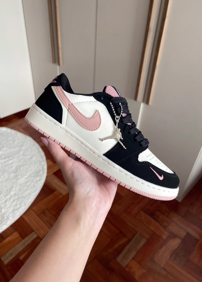 Jordan Low - Preto
