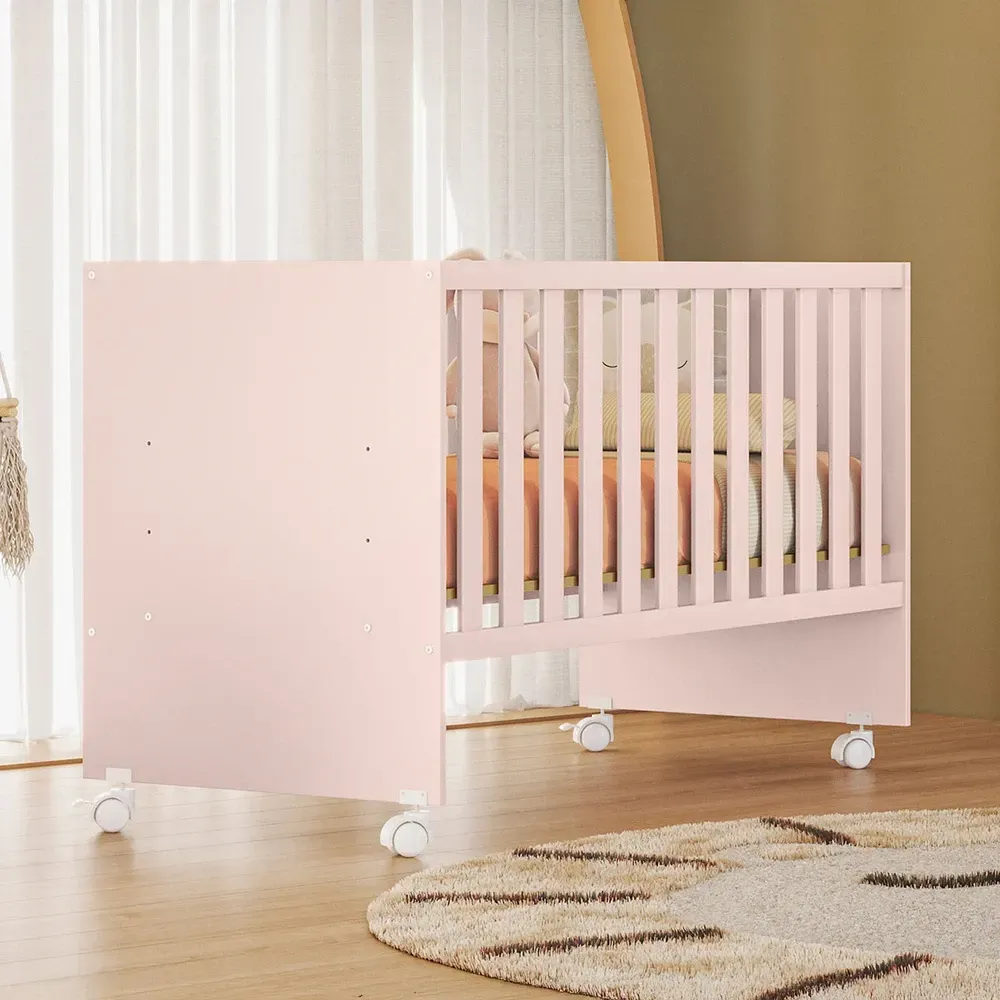 Berço Doce Sonho com Rodízio Rosa Acetinado - Qmovi - 1