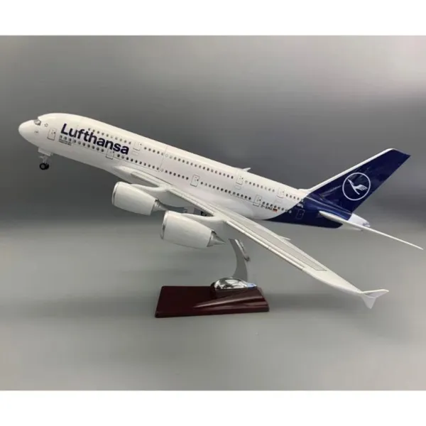 Miniatura de Avião Airbus A380 Lufthansa