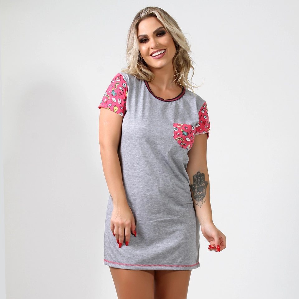Vestido chemise em malha, detalhe em manga e bolso rosa - imagem 1